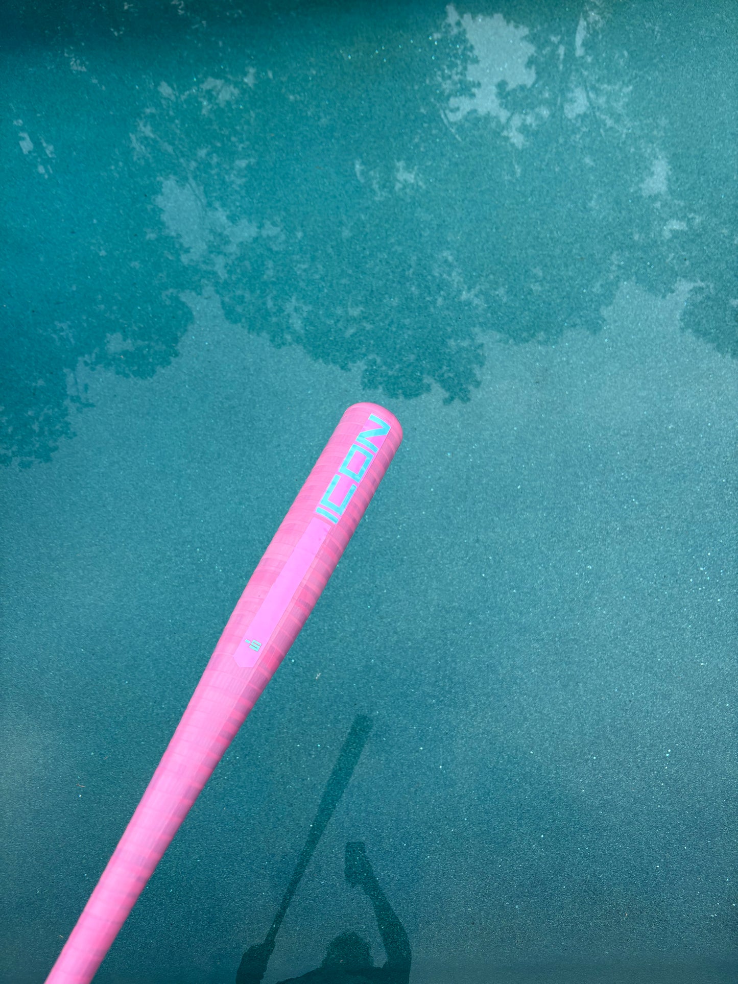 Electric unicorn icon blitzball bat
